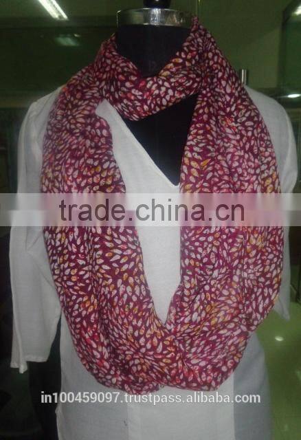 polyester printed snood scarf.
