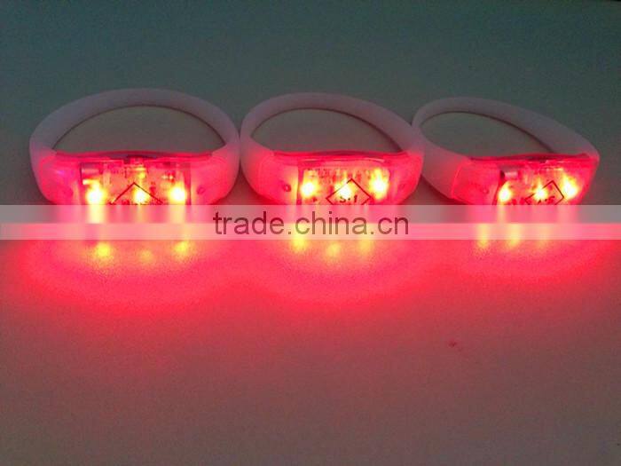 High Quality Custom LED Flashing Silicone Bracelet, LED Light Silicone Wristband