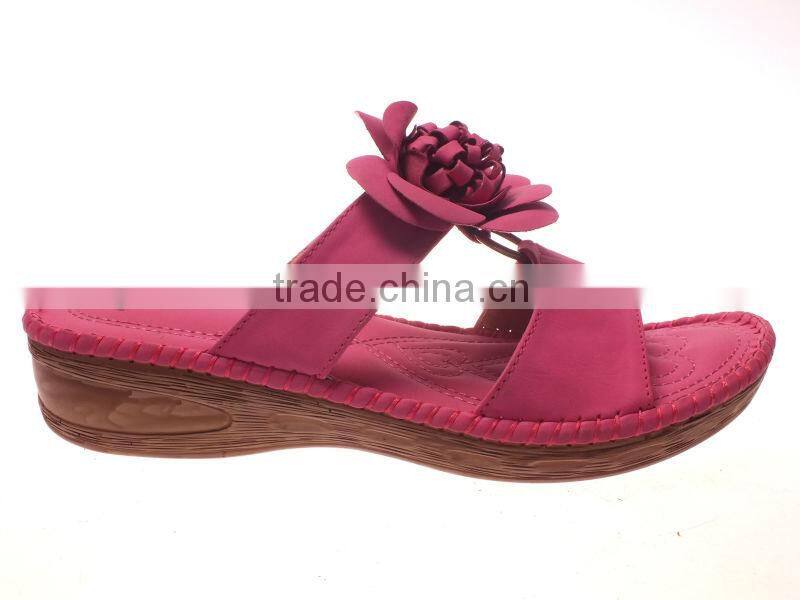 Cheap quality ladies flat slipper with soft sole