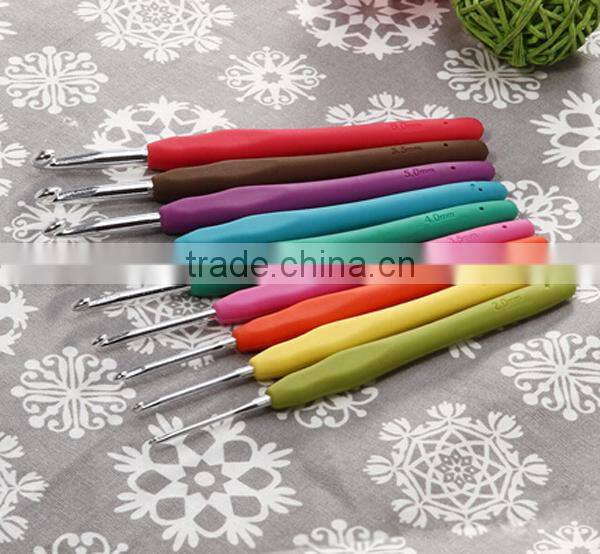Amazon Hot Sale Aluminum Crochet hook , Soft handle crochet hook set