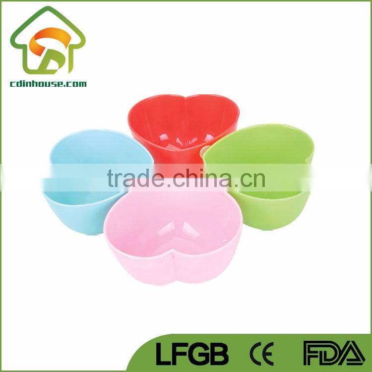 Large Size Heart Shape PP Plastic Bowl
