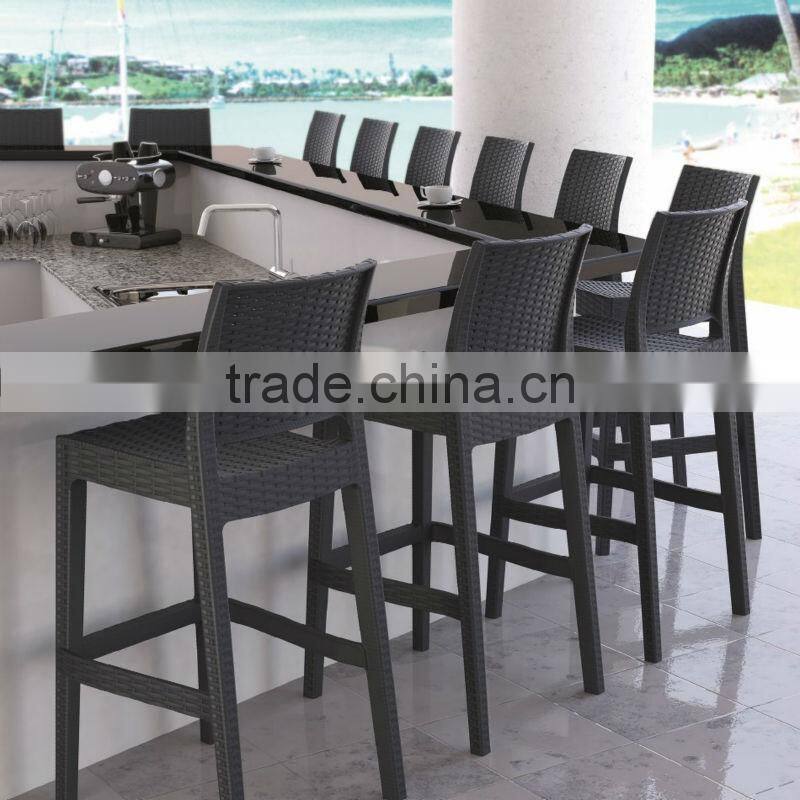 2017 Trade Assurance stylish outdoor cane rattan woven wicker cheap commercial bar table set stools