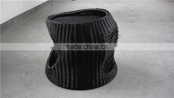 Cheap and elegant PE rattan popular dog bed