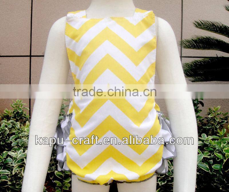 Popular design cotton chevron summer baby romper