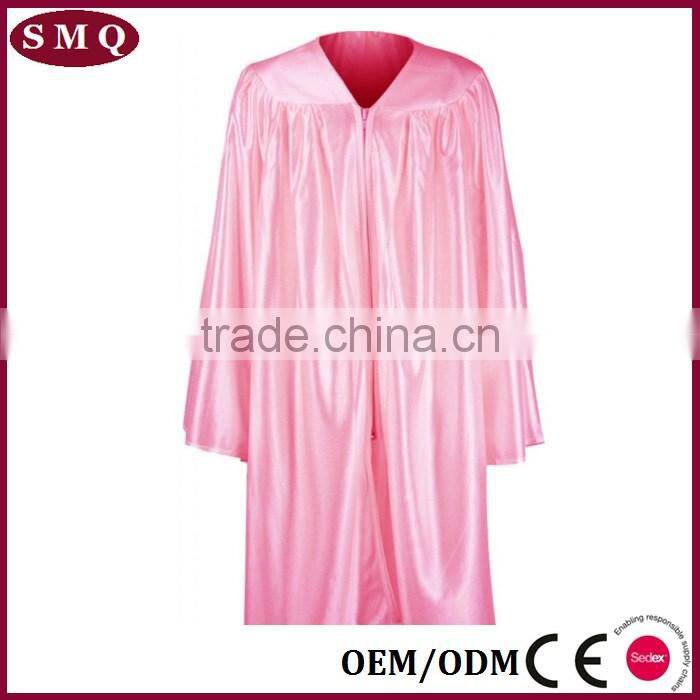 Red Good quality university graduation gown Wholesale