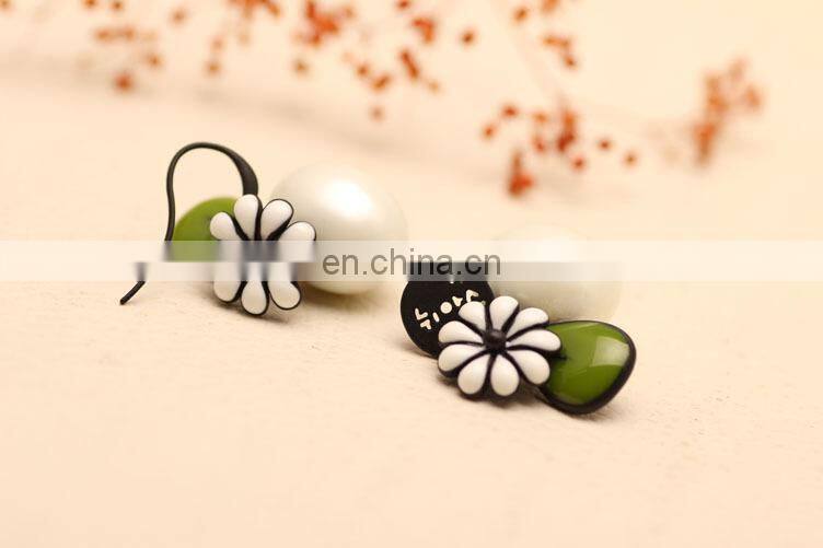 fashionable pearl earrings design hanging earring design