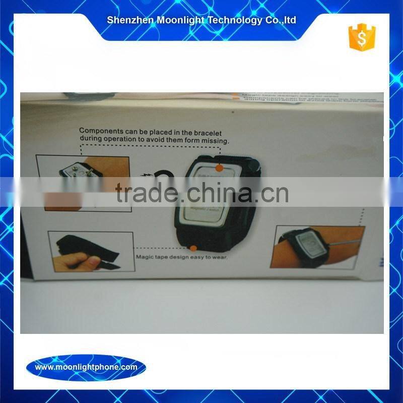 Magnetic Bracelet for Components Adsorpation