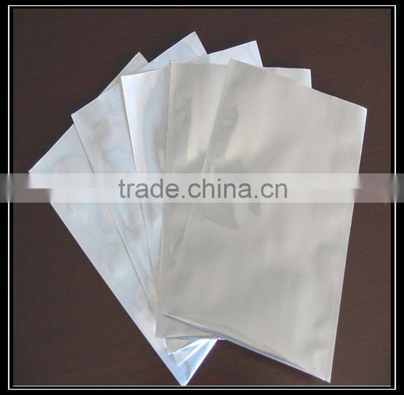 stand up zipper pouches in matt silver