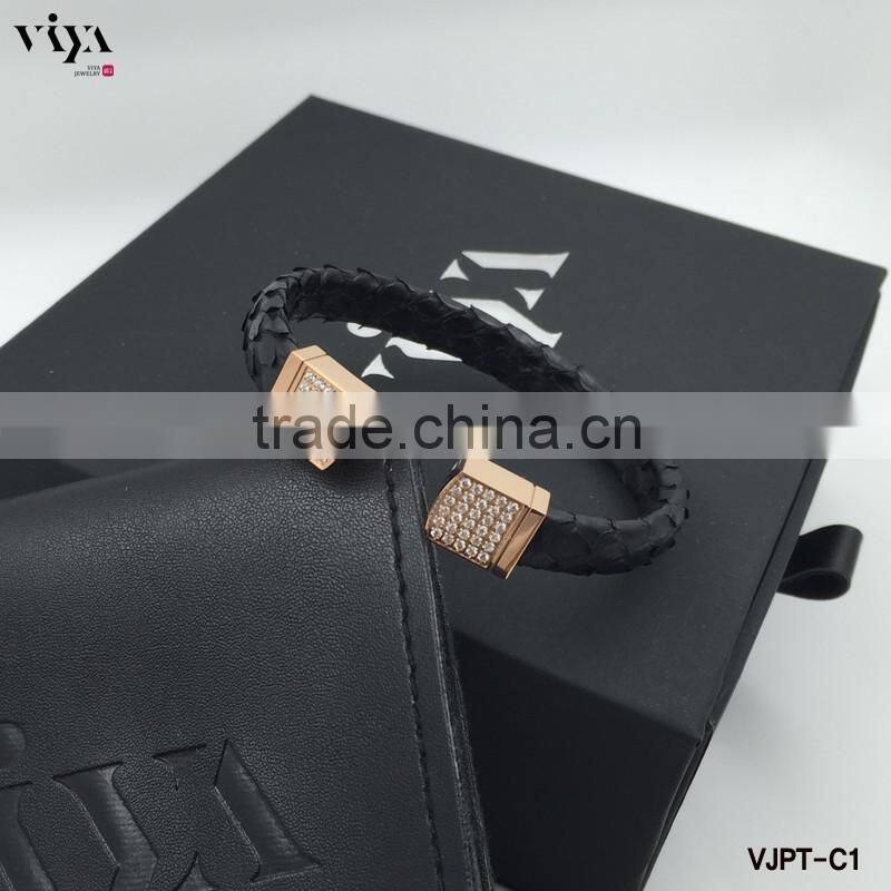 C Shape Python Leather Bracelet Stainless Steel High End Zircon Stone Crystal Red Black Leather Gold Plated Clasp Bangle