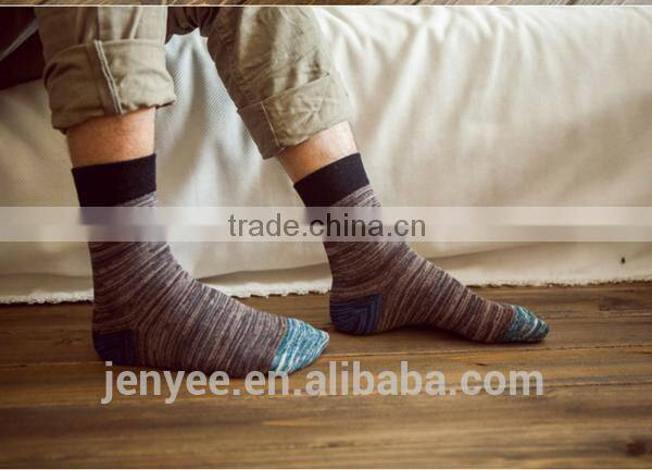 Custom new casual fashion dress stripe sock by apple designer