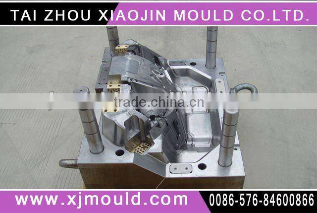 injection plastic auto headlamp/lamp/light moulding factory