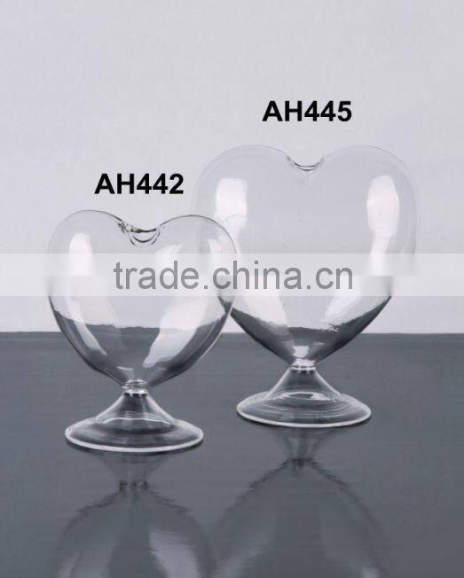 White Tall Glass Vases Wedding Decoration