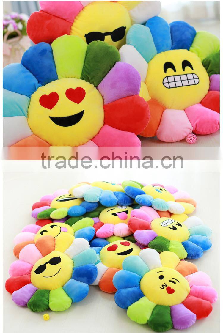 2015 Hot selling lovely plush custom whatsapp emoji pillow flower decorative pillow
