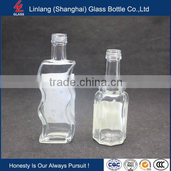 Different Design Screw Top Small Wine Glass Bottle