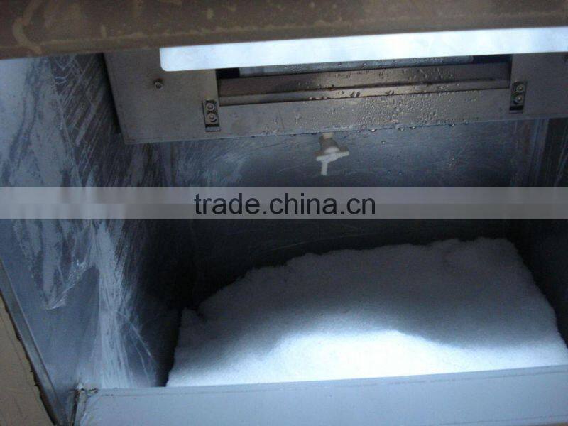 Automatic ice shaved machine / ice crusher
