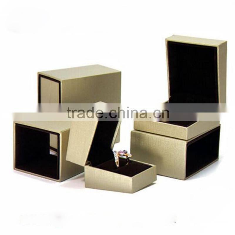 2016 Manufactory plastic shell fancy paper craft jewelry box with logo printed