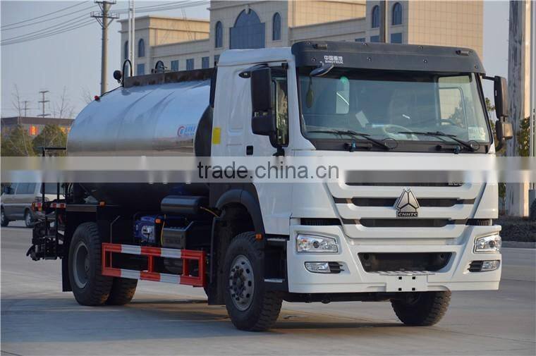 howo 2015's new style 4*2 intelligent asphalt distributor truck / road maintance truck