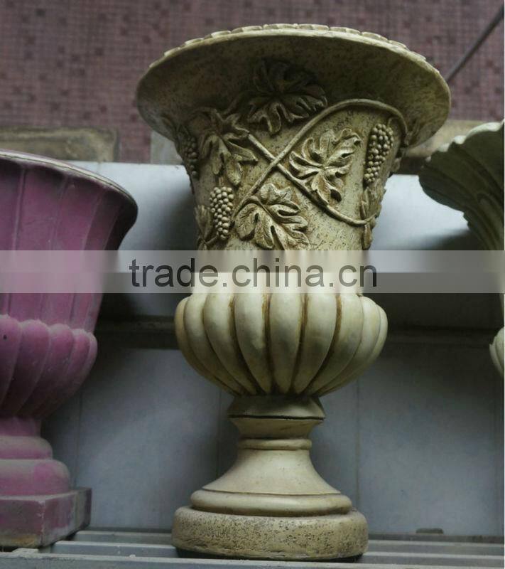 Modern garden planter