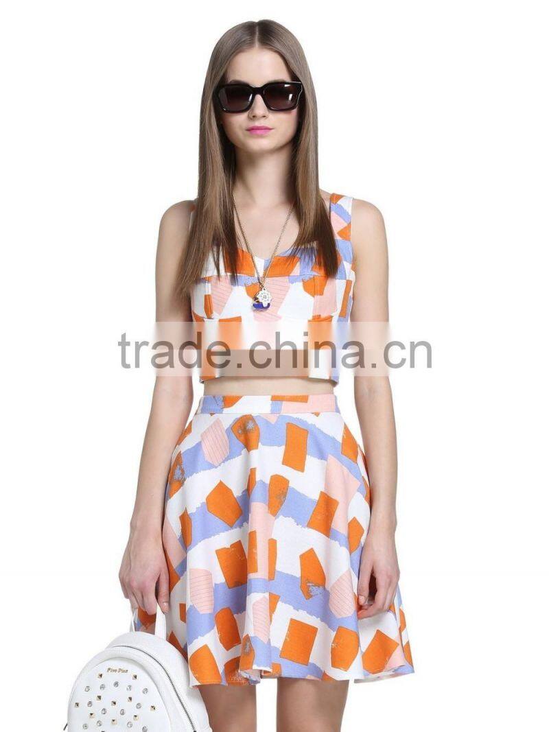 Ladies printed no sleeve contrast color dress sets