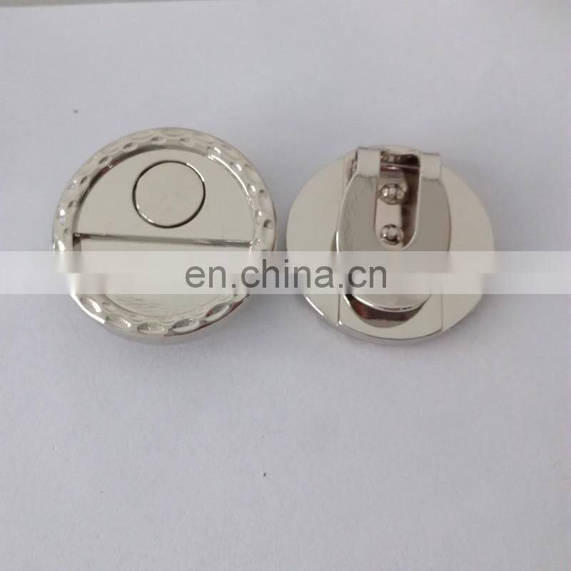 custom golf cock shape hat clip in die struck process and soft enamel technique hat clip