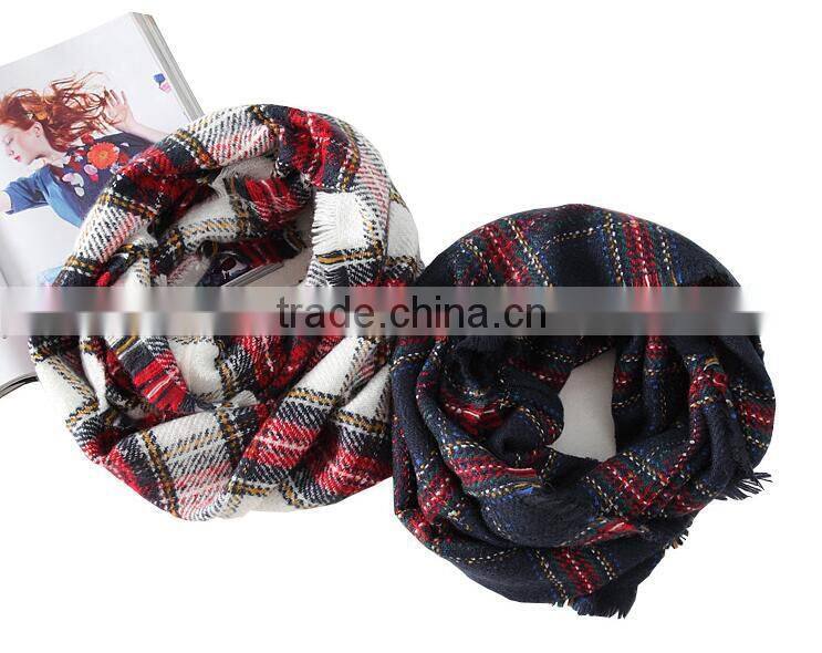 2015 Latest Design Fashion Acrylic Check Plaid Circular Neck Scarf