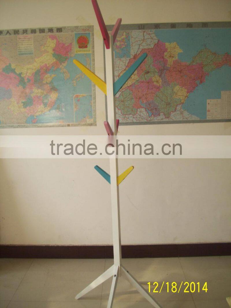 Solid Tree Shape Wooden Clothes Hanger/Wooden Furniture/Home Furniture