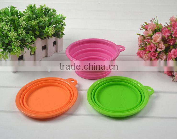 silicone collapsible dog travel bowl with a handle