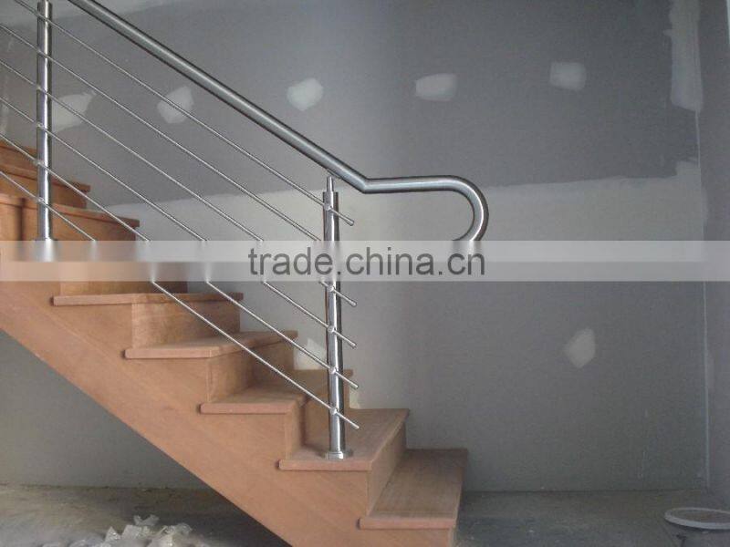 Horizontal Bar balustrade fully welded on staircase