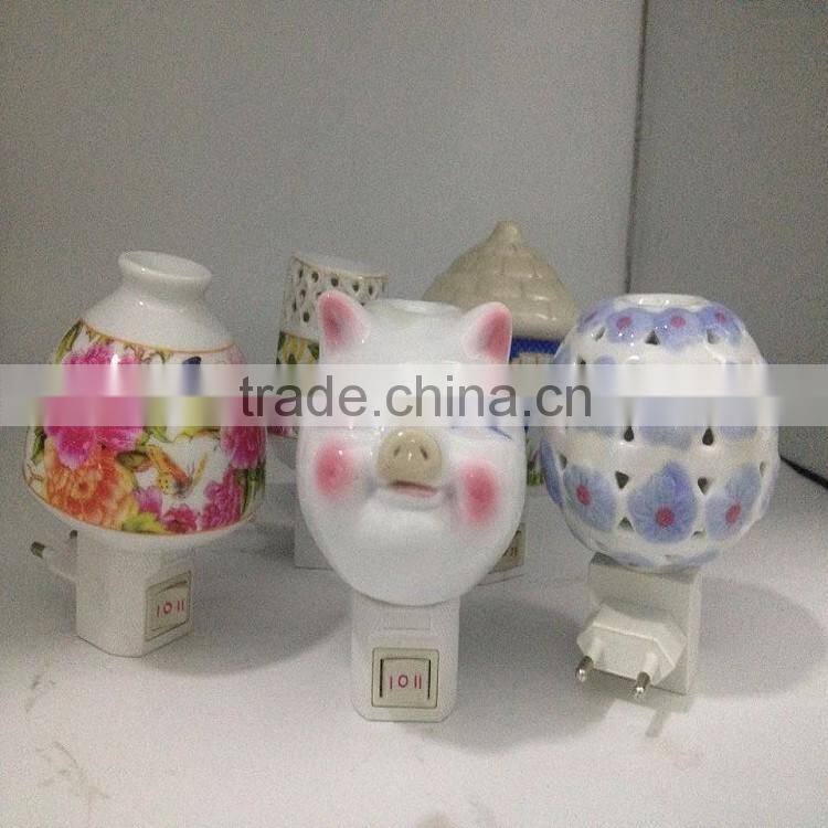 Modern ceramic table lamp with big smile for indoor lighting