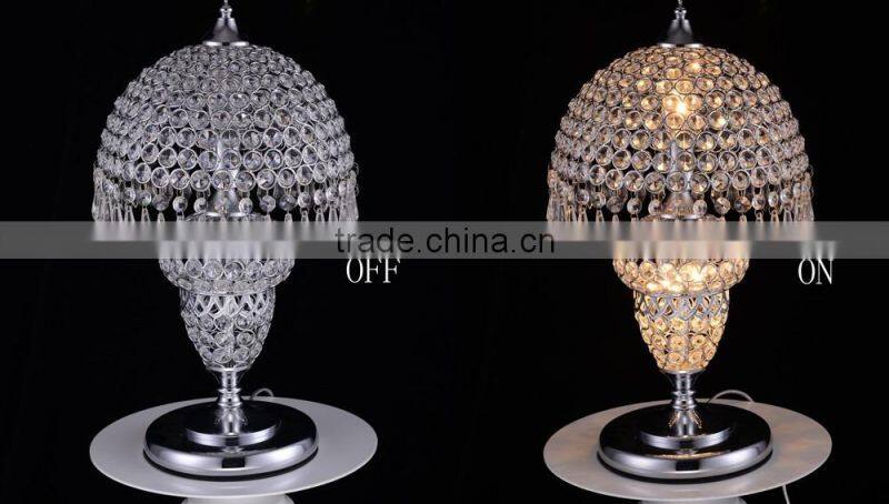 Modern Popular Beautiful Design Top Sale Crystal Table Lamp with Beads