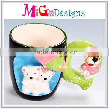 popular gifts embossed logo ceramic mug OEM custom welcome