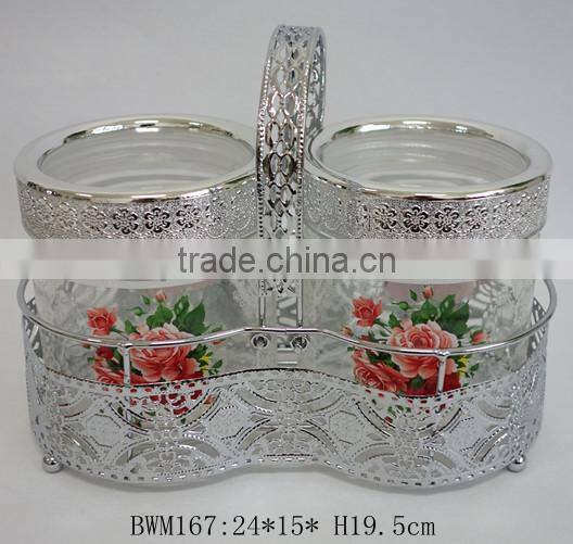 2pcs round glass jar with nice decal in a metal rack