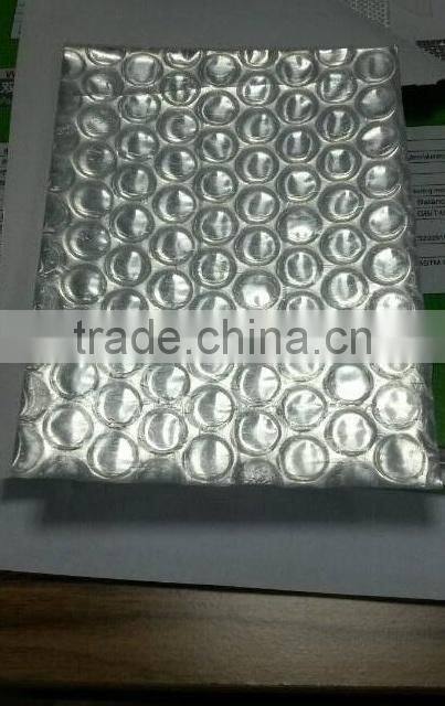 Air bubble film with aluminum foil facing