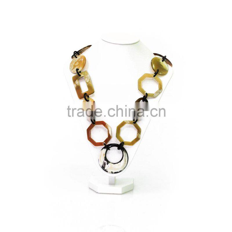 Horn necklace 100% handmade, eye-catching colours and fashionable designs