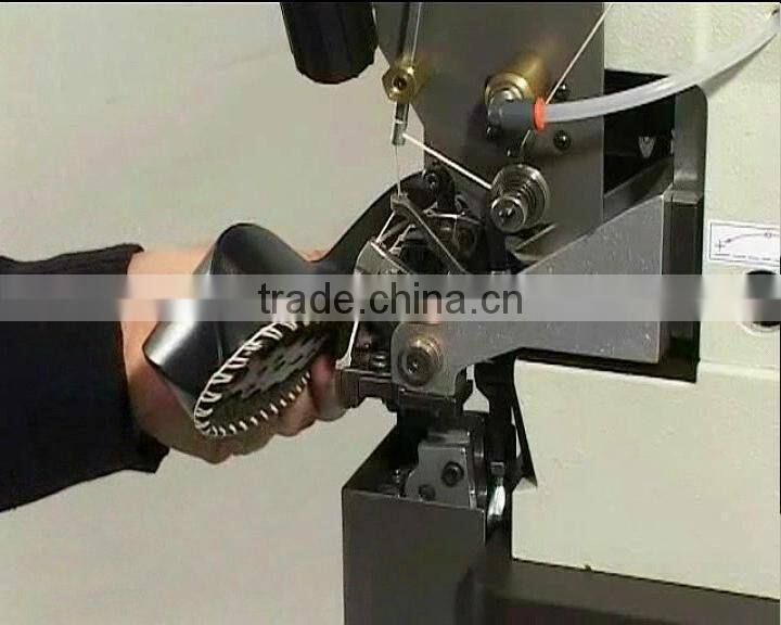 GR-203 ornamental seams sewing machine