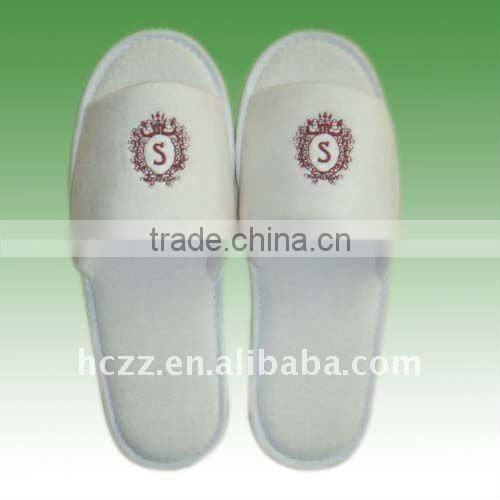100% cotton embroidery hotel slippers