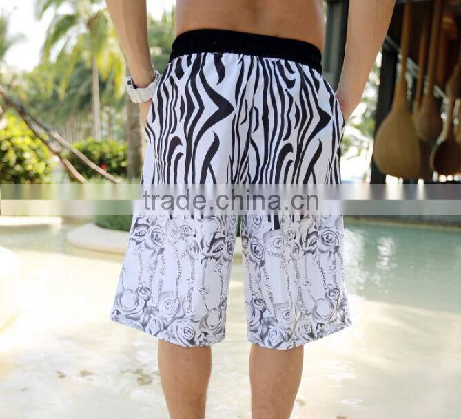 Unique design hawaiian print shorts