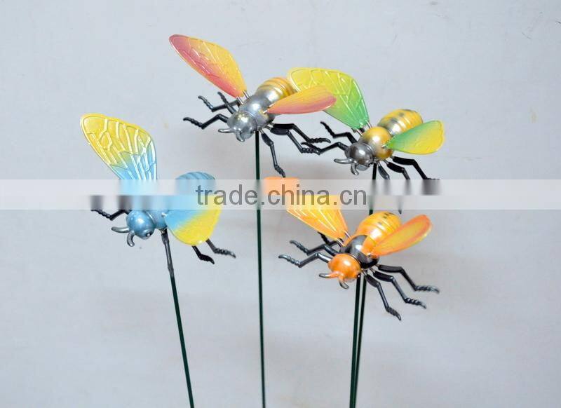 4 Inch Pearl Powder Plastic Bee Garden Ornamental Products For Wholesaler