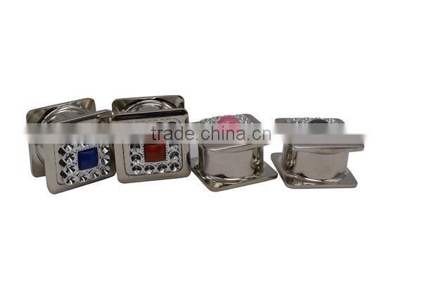 GT5030 Set auger chess pieces square Two layers of zinc alloy her grinding OEM