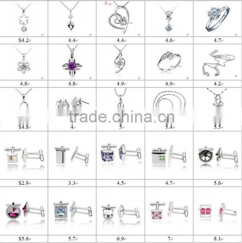 (Z 030607) Rose gold stud earrings 2013 made with zircon