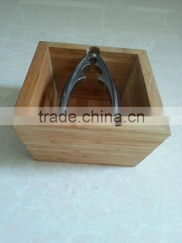 2014 New design promotional new nut cracker, high quality