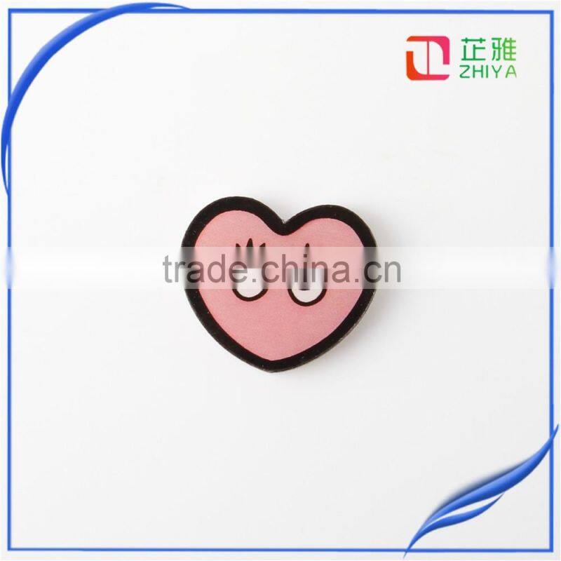 2016 Cute Cartoon Brooches Pins for Clothes Backpacks Beauty Dress