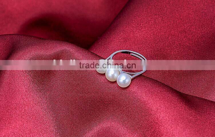 Strong light perfect round sliver natural freshwater pearl ring
