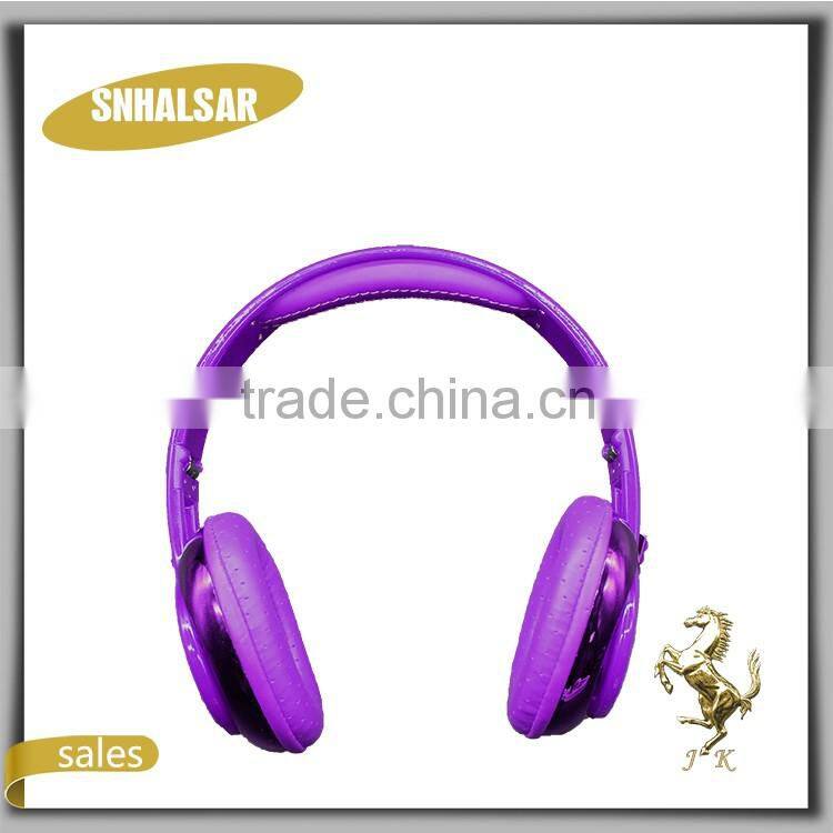 White silver headphones headset consumer electronics S-009
