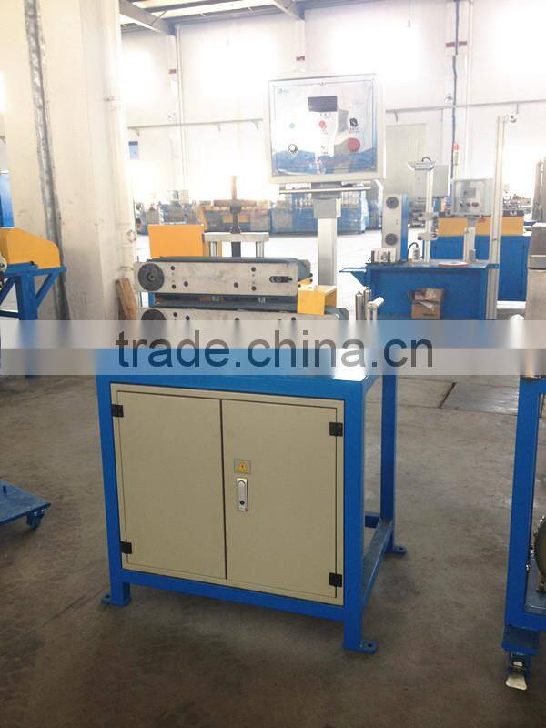 Traction machine rubber machine puller