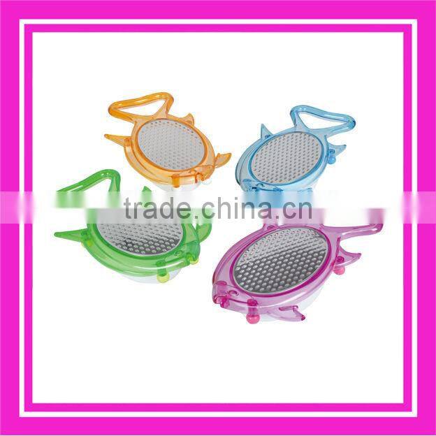plastic grater with container