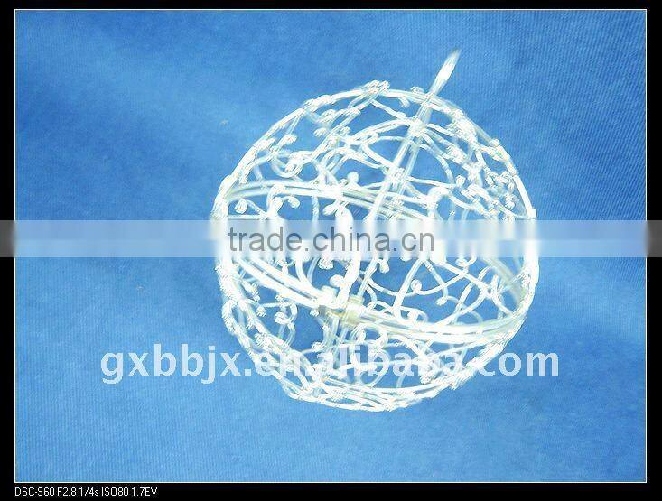 Creamywhite iron decorative balls wholesaler set of three