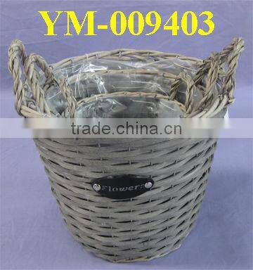 Round Willow Basket For Flowers with handle.