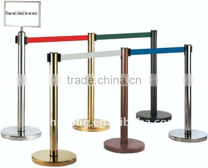 Hotel retractable railing stand