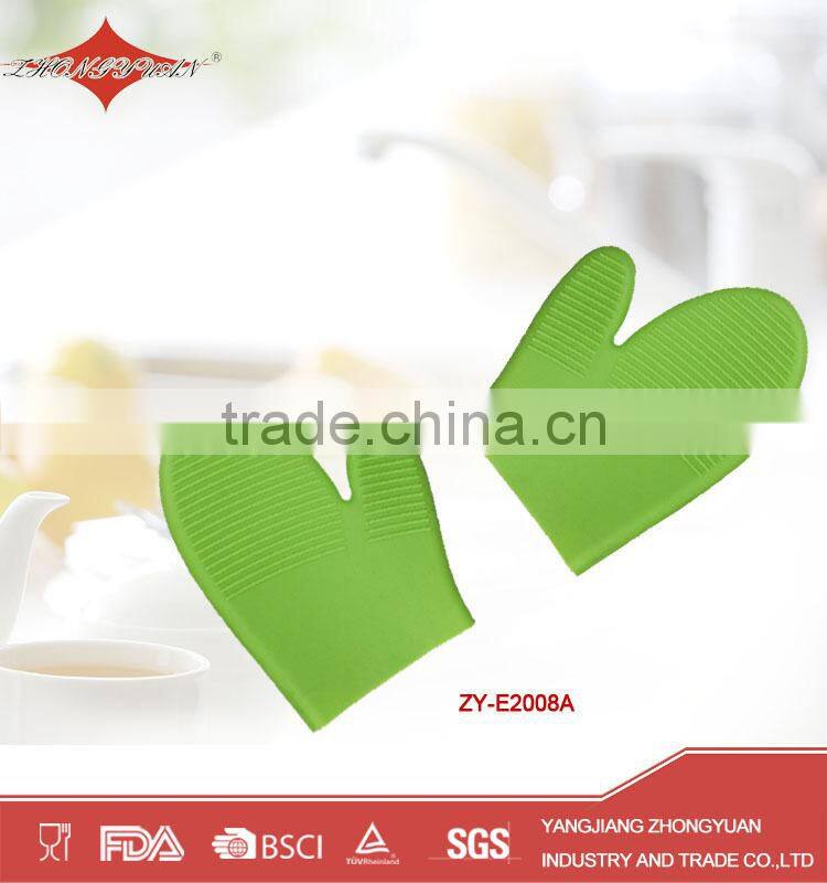 Fashionable silicone household oven glove with fabric